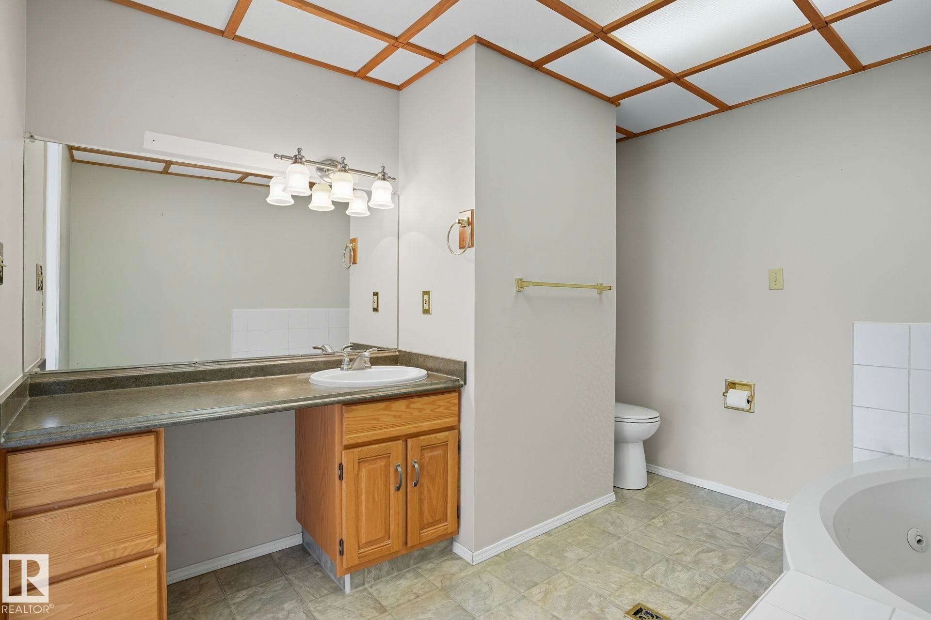 












7 PEMBINA Place

,
St. Albert,




AB
T8N 4P7

