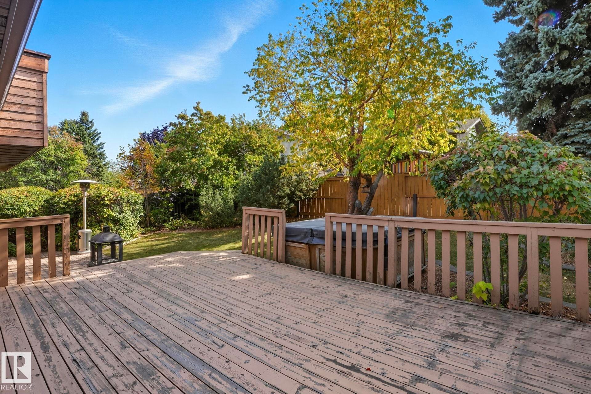 












7 PEMBINA Place

,
St. Albert,




AB
T8N 4P7

