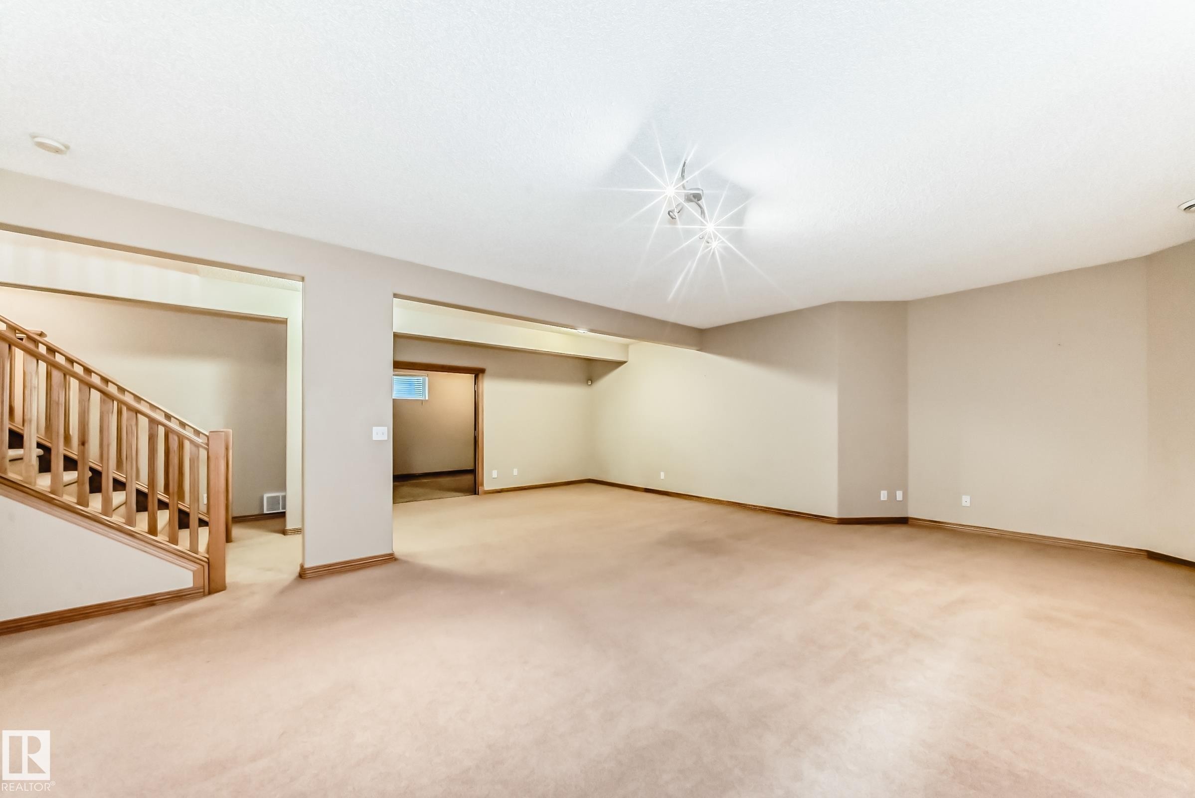 












10819 178 Avenue

,
Edmonton,




AB
T5X 6H6

