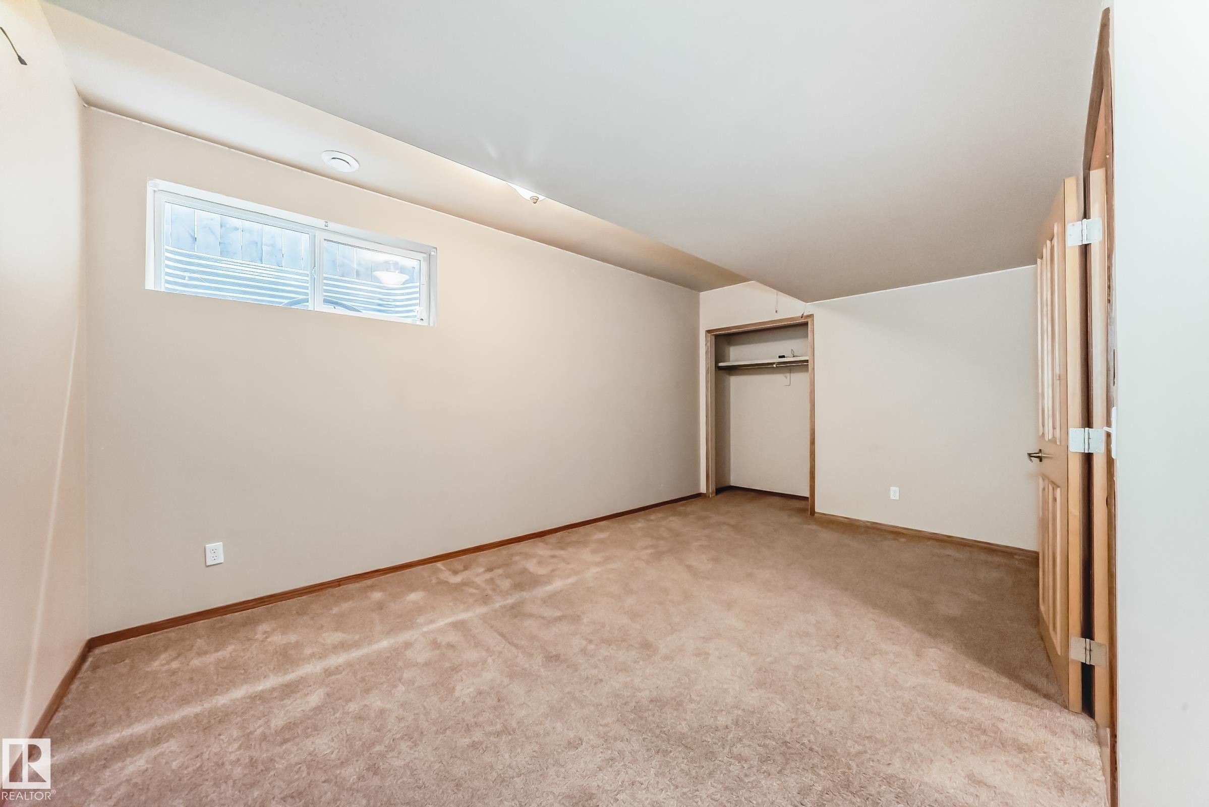 












10819 178 Avenue

,
Edmonton,




AB
T5X 6H6

