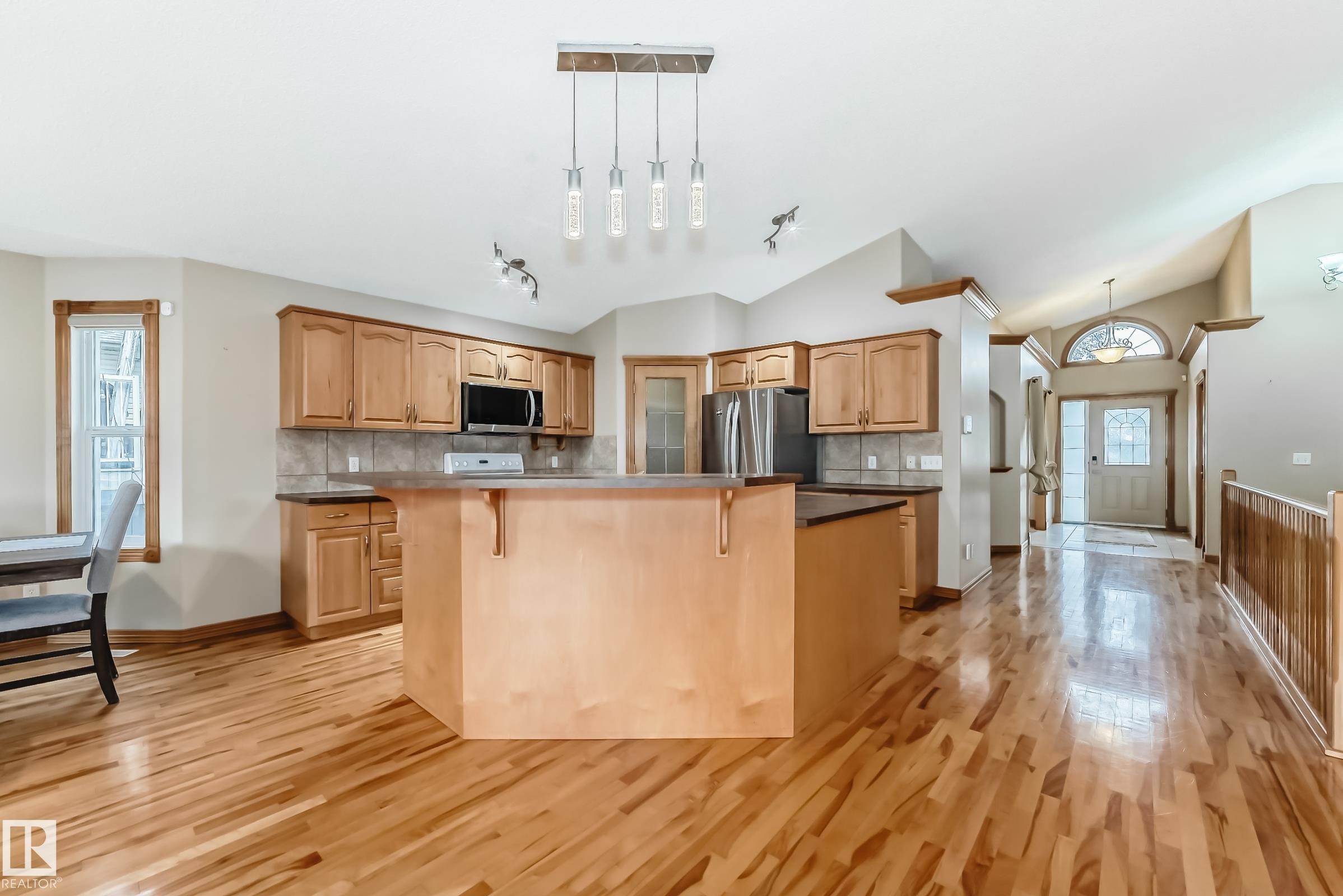 












10819 178 Avenue

,
Edmonton,




AB
T5X 6H6


