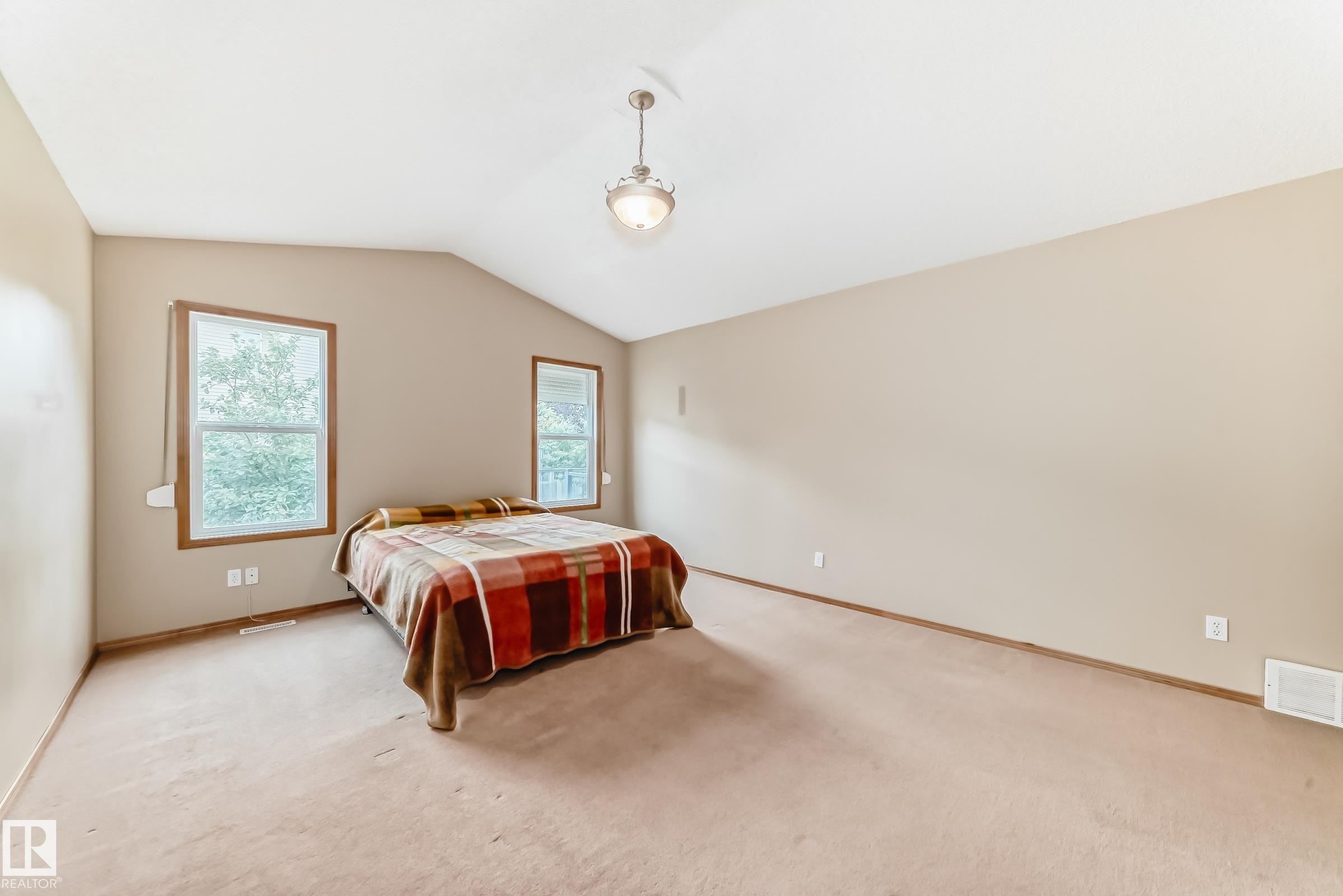 












10819 178 Avenue

,
Edmonton,




AB
T5X 6H6

