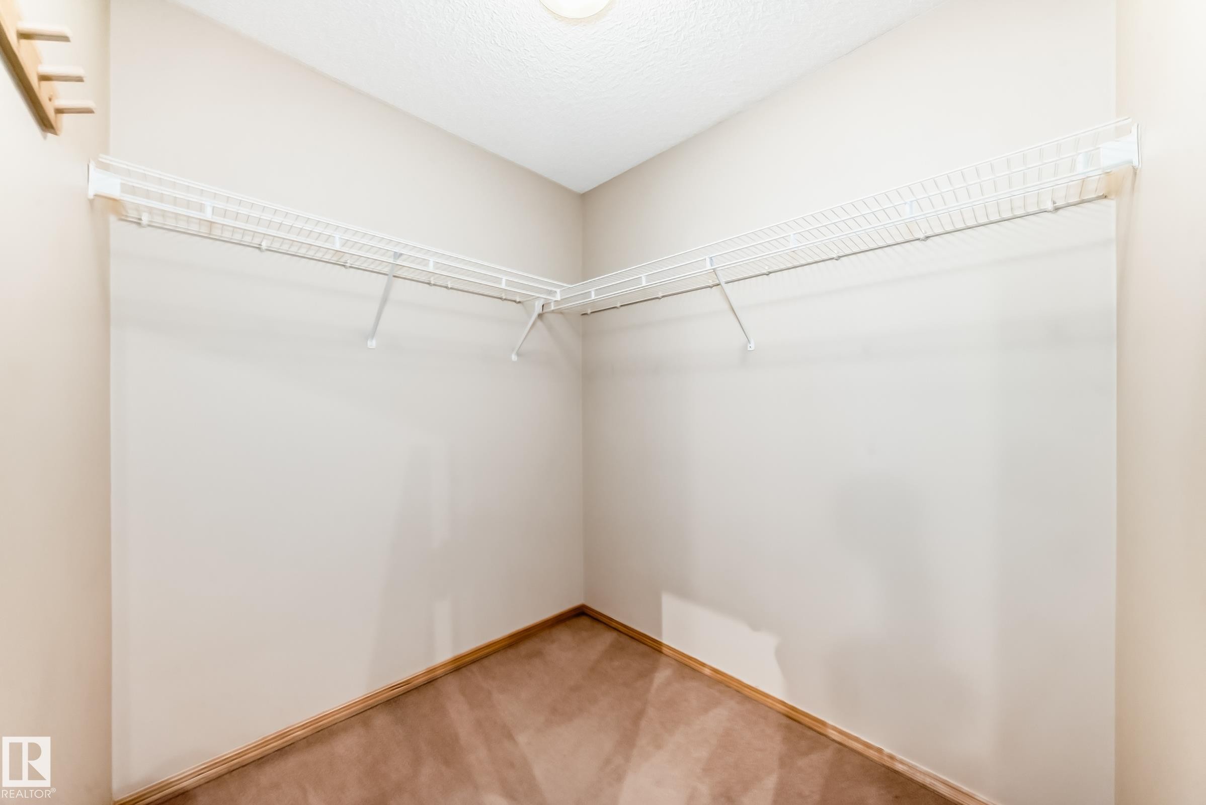 












10819 178 Avenue

,
Edmonton,




AB
T5X 6H6

