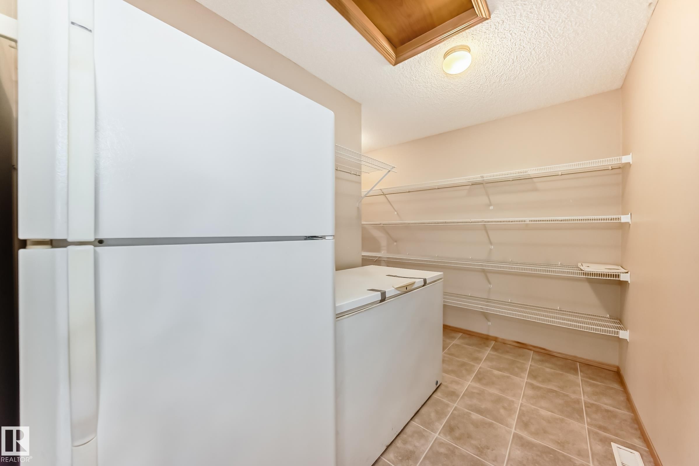 












10819 178 Avenue

,
Edmonton,




AB
T5X 6H6

