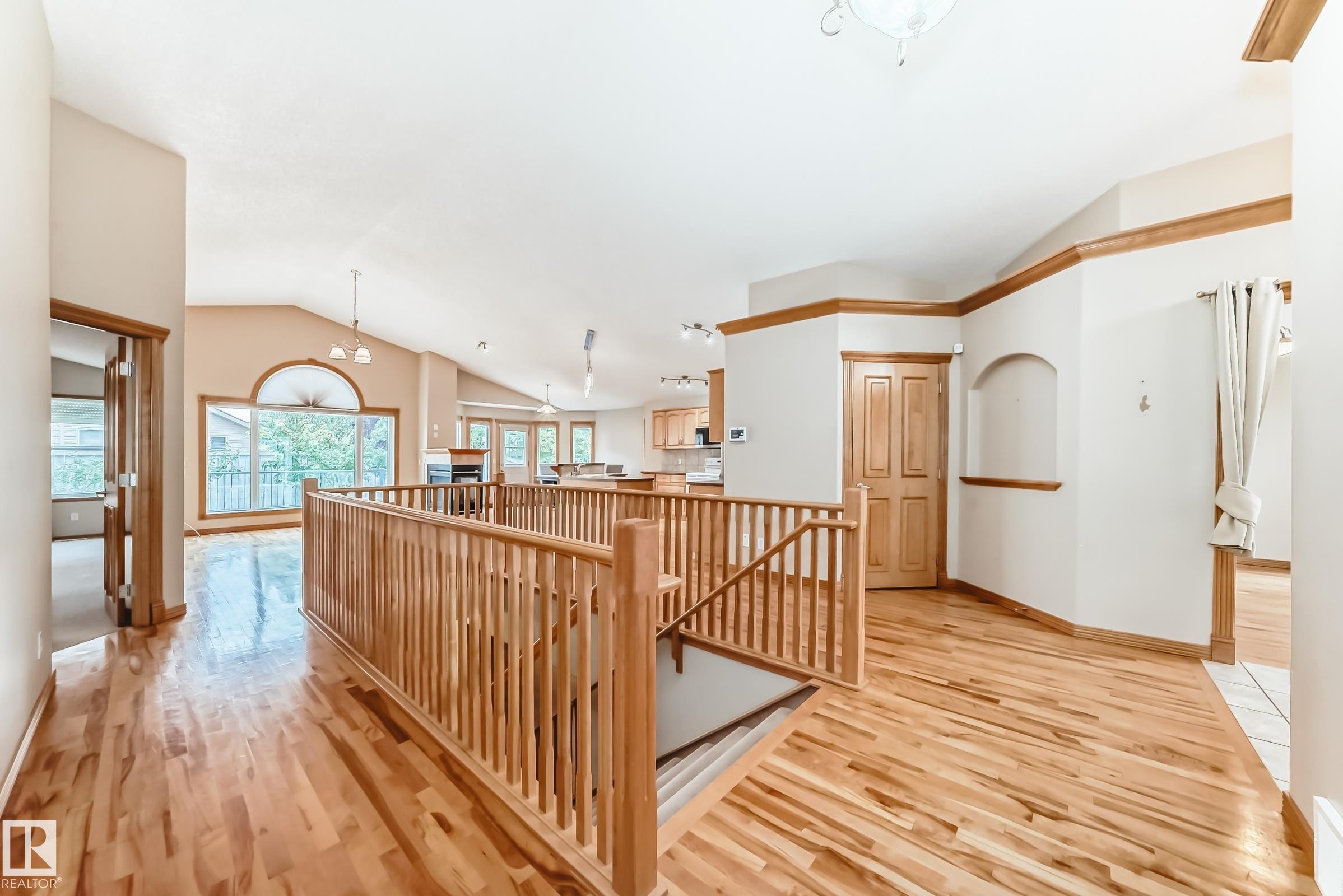 












10819 178 Avenue

,
Edmonton,




AB
T5X 6H6

