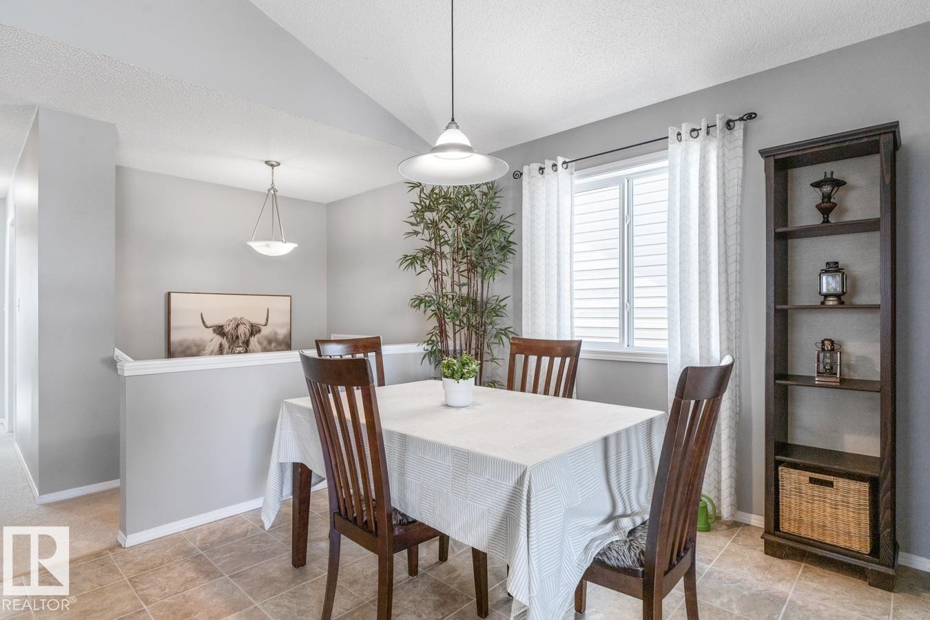 












3027 32 Avenue

,
Edmonton,




AB
T6T 1X1

