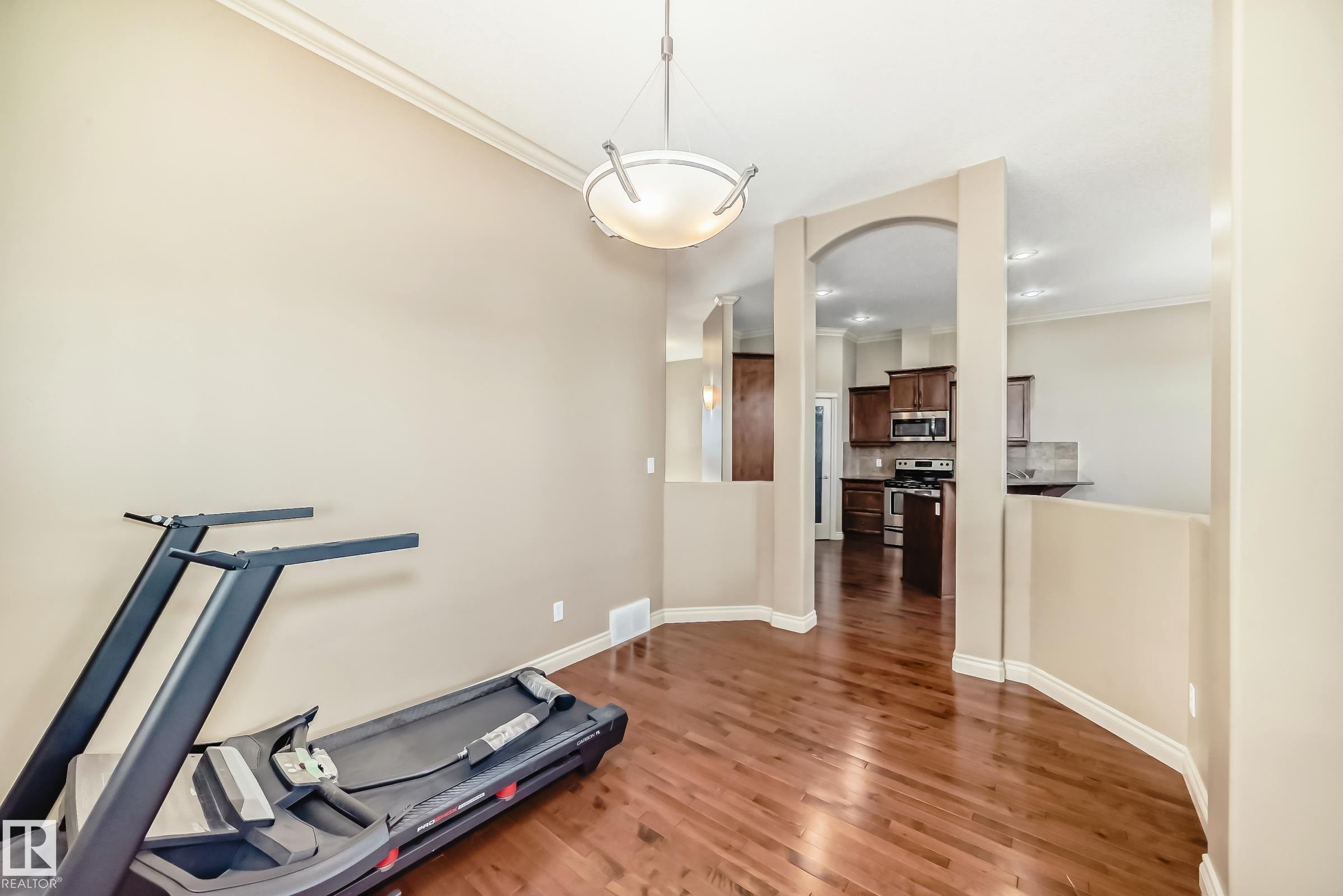 












13 12610 15 Avenue

,
Edmonton,




AB
T6W 1X1

