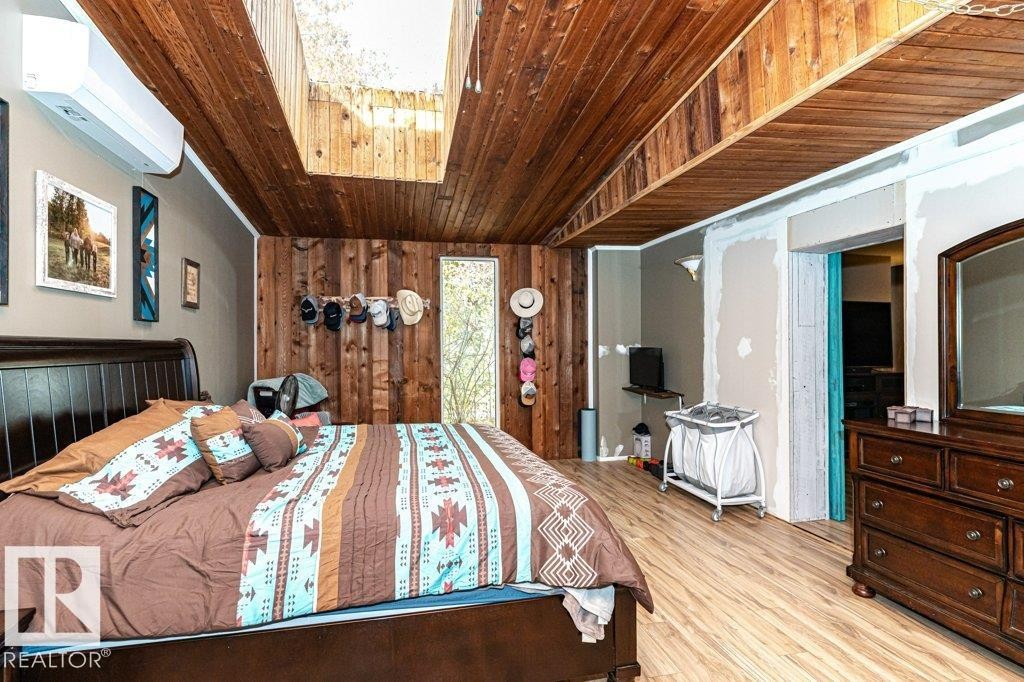 












54032 RGE ROAD 34

,
Rural Lac Ste. Anne County,




AB
T0E 0A1

