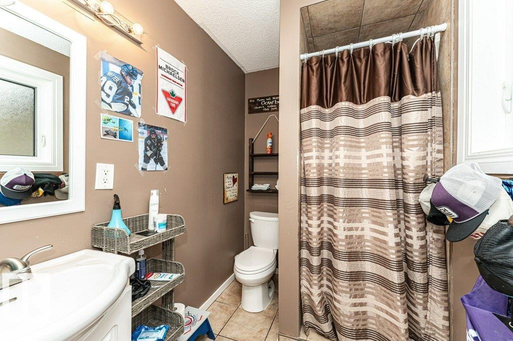 












54032 RGE ROAD 34

,
Rural Lac Ste. Anne County,




AB
T0E 0A1

