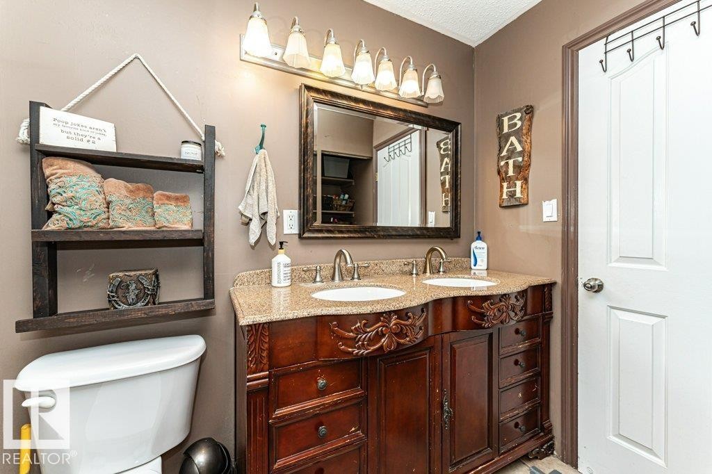 












54032 RGE ROAD 34

,
Rural Lac Ste. Anne County,




AB
T0E 0A1

