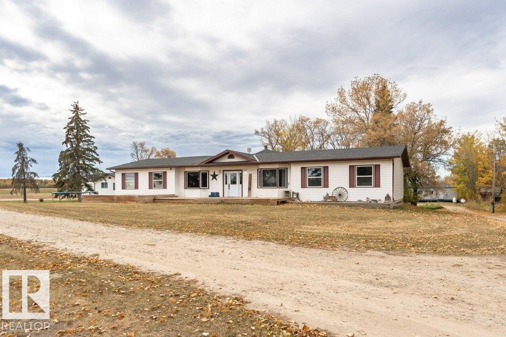 












54032 RGE ROAD 34

,
Rural Lac Ste. Anne County,




AB
T0E 0A1

