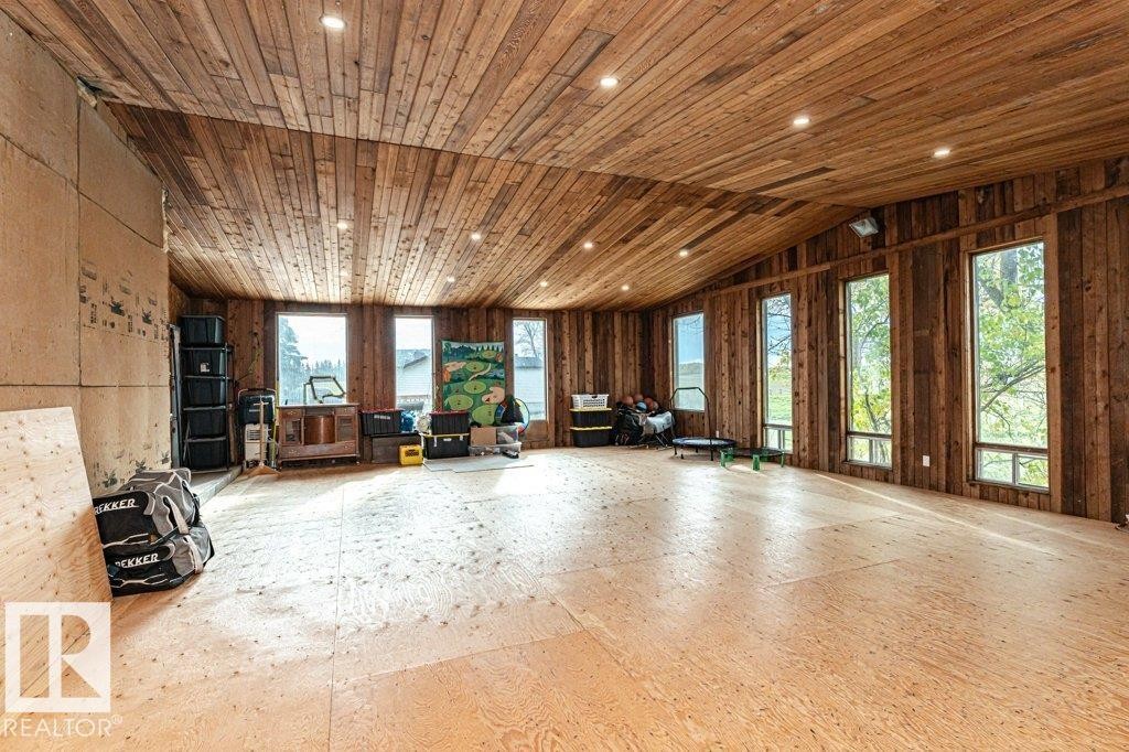 












54032 RGE ROAD 34

,
Rural Lac Ste. Anne County,




AB
T0E 0A1

