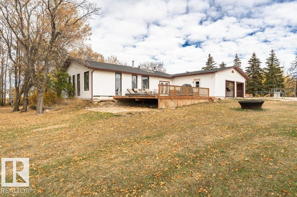 












54032 RGE ROAD 34

,
Rural Lac Ste. Anne County,




AB
T0E 0A1

