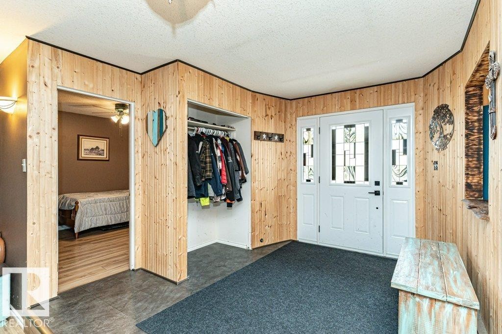 












54032 RGE ROAD 34

,
Rural Lac Ste. Anne County,




AB
T0E 0A1

