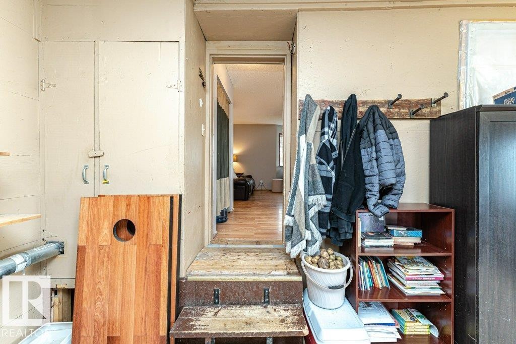 












54032 RGE ROAD 34

,
Rural Lac Ste. Anne County,




AB
T0E 0A1

