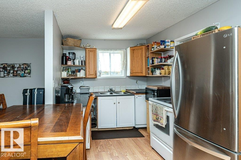 












54032 RGE ROAD 34

,
Rural Lac Ste. Anne County,




AB
T0E 0A1

