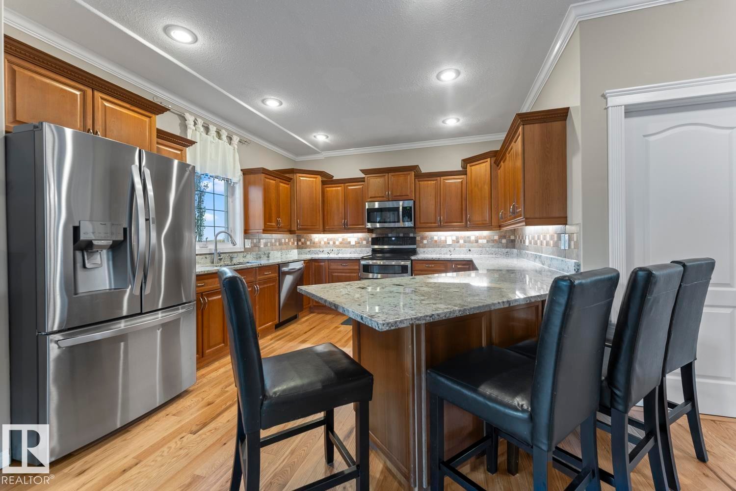 












1512 Horseshoe Bay Estates

,
Cold Lake,




AB
T9M 1G8

