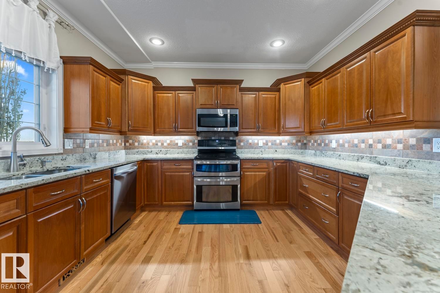 












1512 Horseshoe Bay Estates

,
Cold Lake,




AB
T9M 1G8

