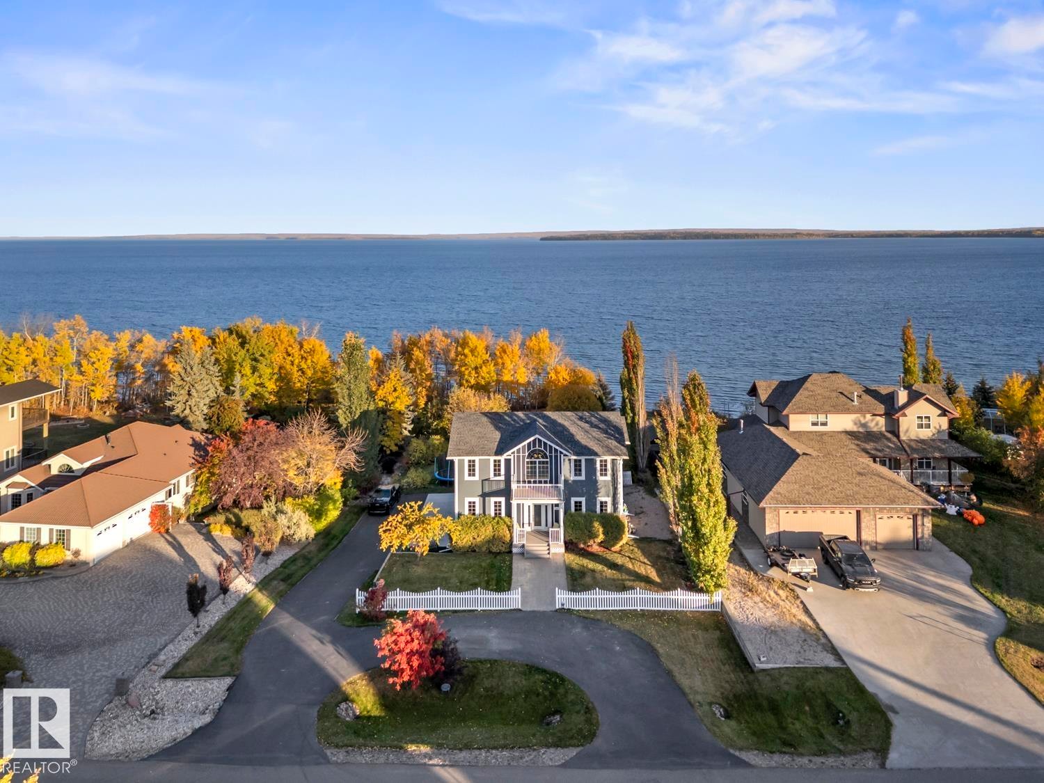 












1512 Horseshoe Bay Estates

,
Cold Lake,




AB
T9M 1G8

