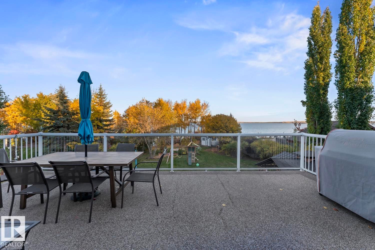 












1512 Horseshoe Bay Estates

,
Cold Lake,




AB
T9M 1G8

