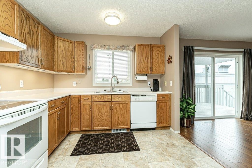 












41 1904 MILL WOODS Road

,
Edmonton,




AB
T6K 4E4

