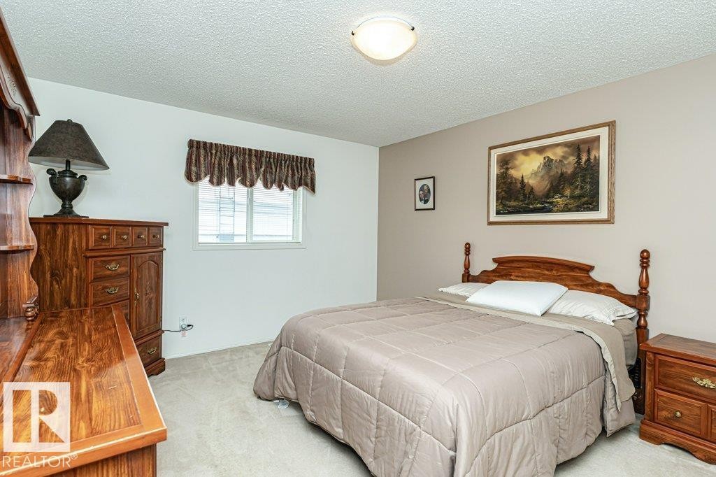 












41 1904 MILL WOODS Road

,
Edmonton,




AB
T6K 4E4

