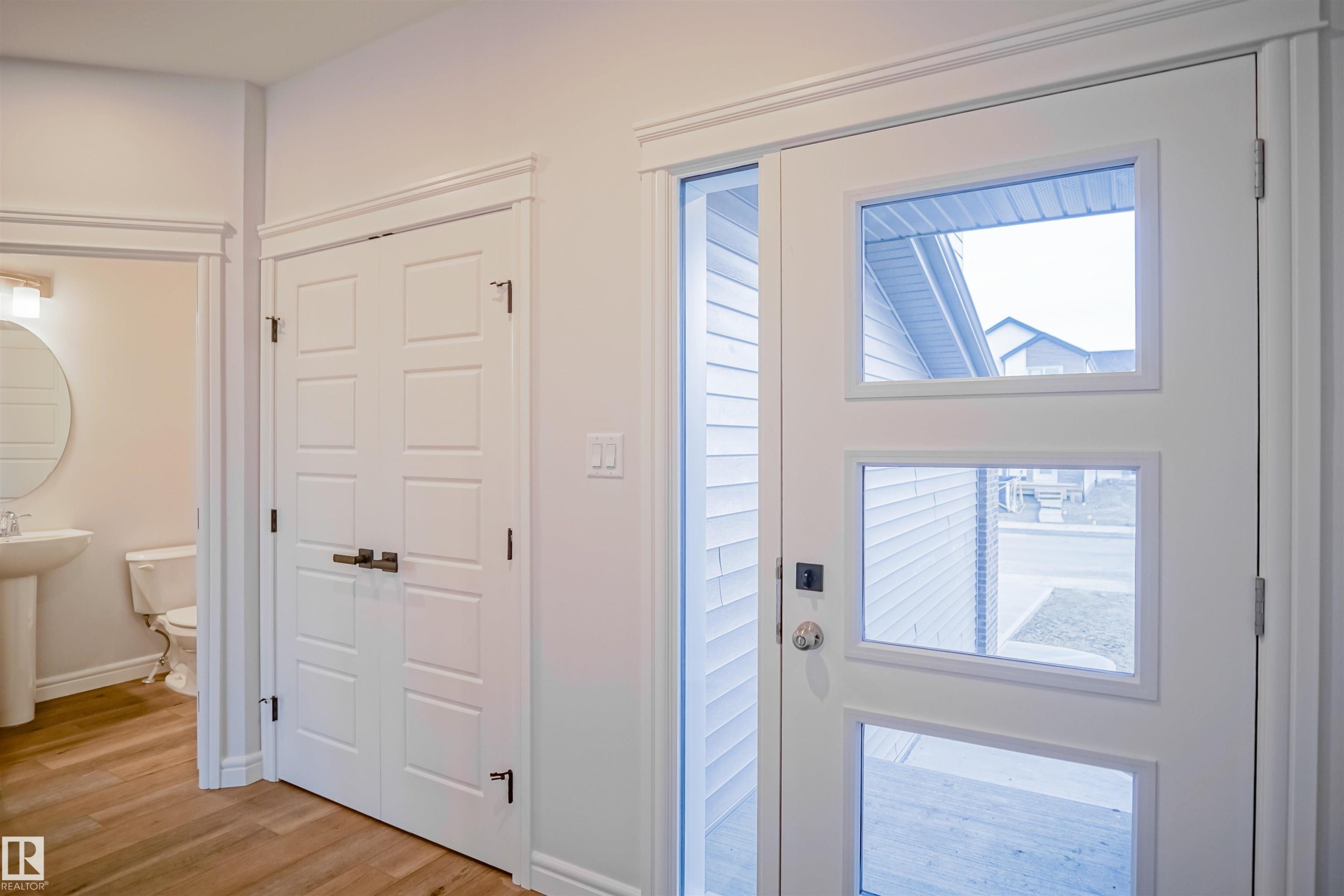 












1535 11 Avenue

,
Edmonton,




AB
T6T 2N5

