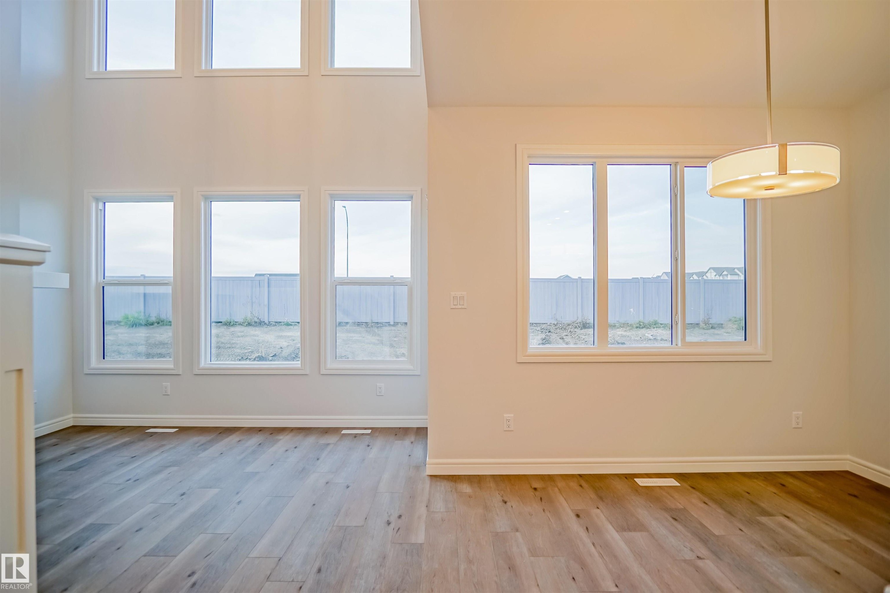 












1535 11 Avenue

,
Edmonton,




AB
T6T 2N5

