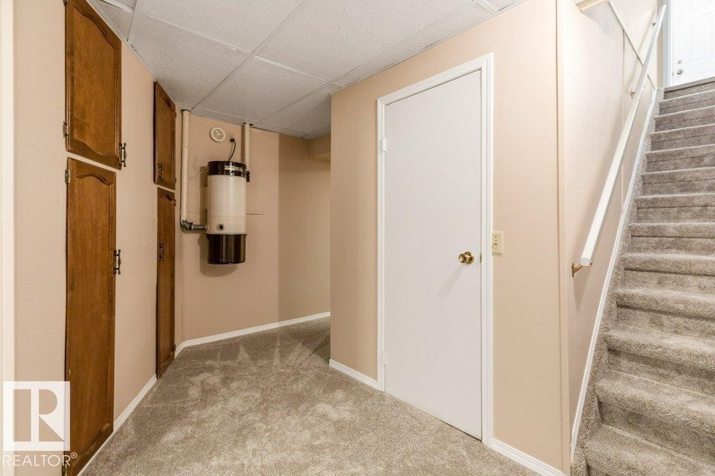 












5704 93A Avenue

,
Edmonton,




AB
T6B 2K7

