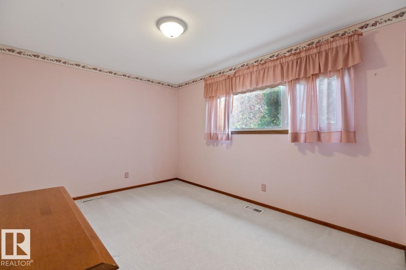 












4215 117 Street

,
Edmonton,




AB
T6J 1T5

