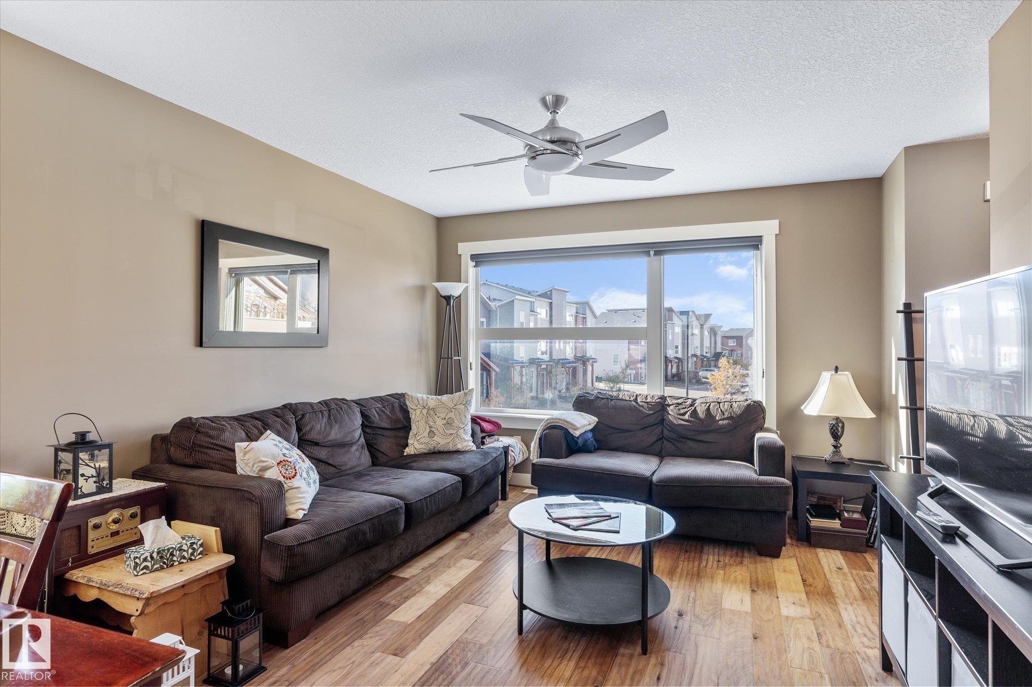 












187 401 SOUTHFORK Drive

,
Leduc,




AB
T9E 0X1

