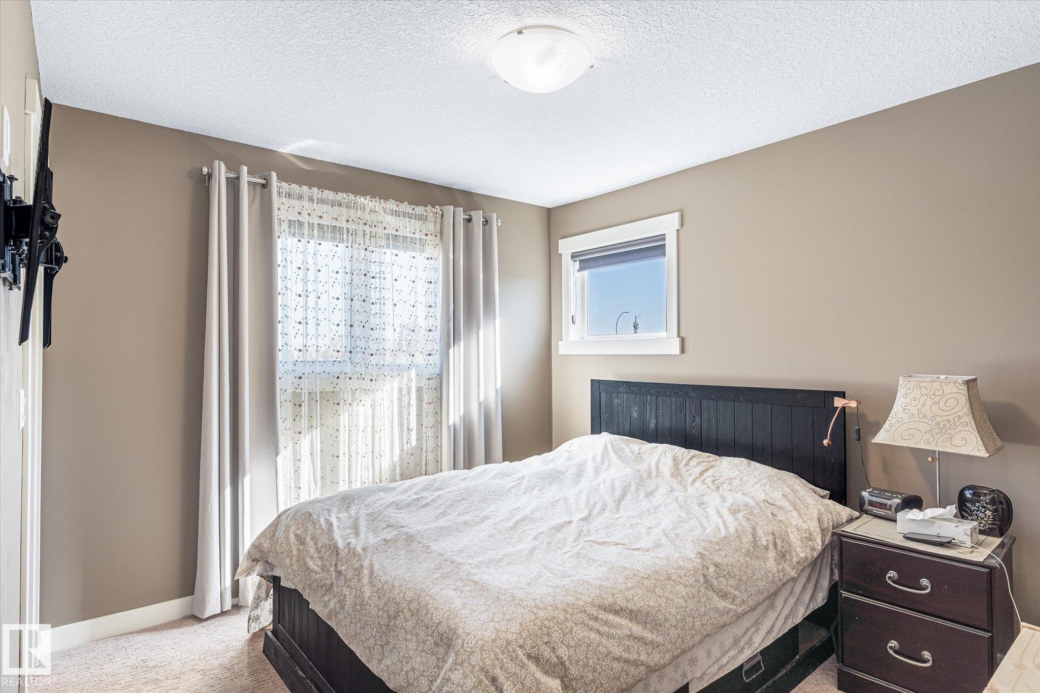 












187 401 SOUTHFORK Drive

,
Leduc,




AB
T9E 0X1

