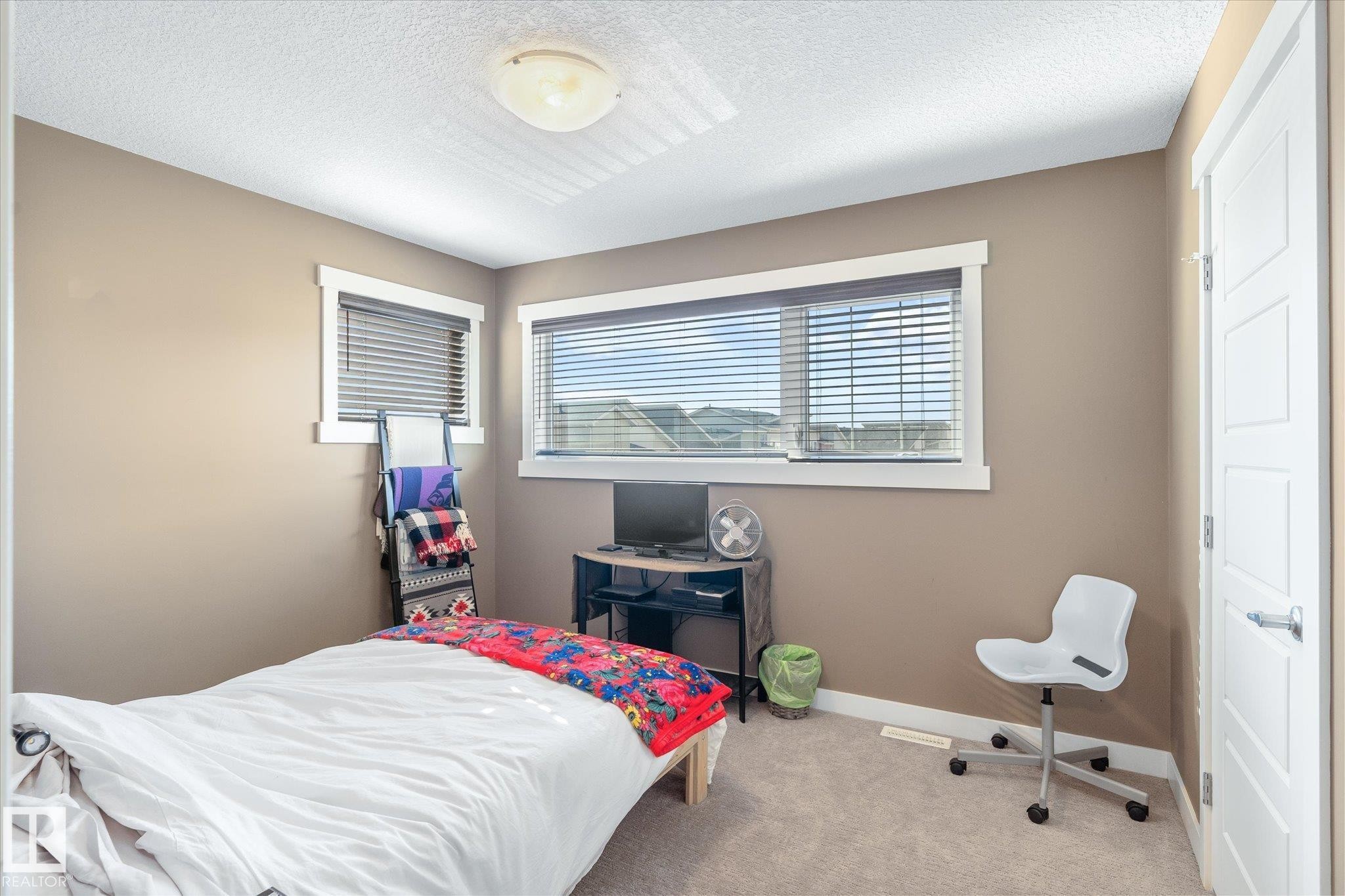 












187 401 SOUTHFORK Drive

,
Leduc,




AB
T9E 0X1

