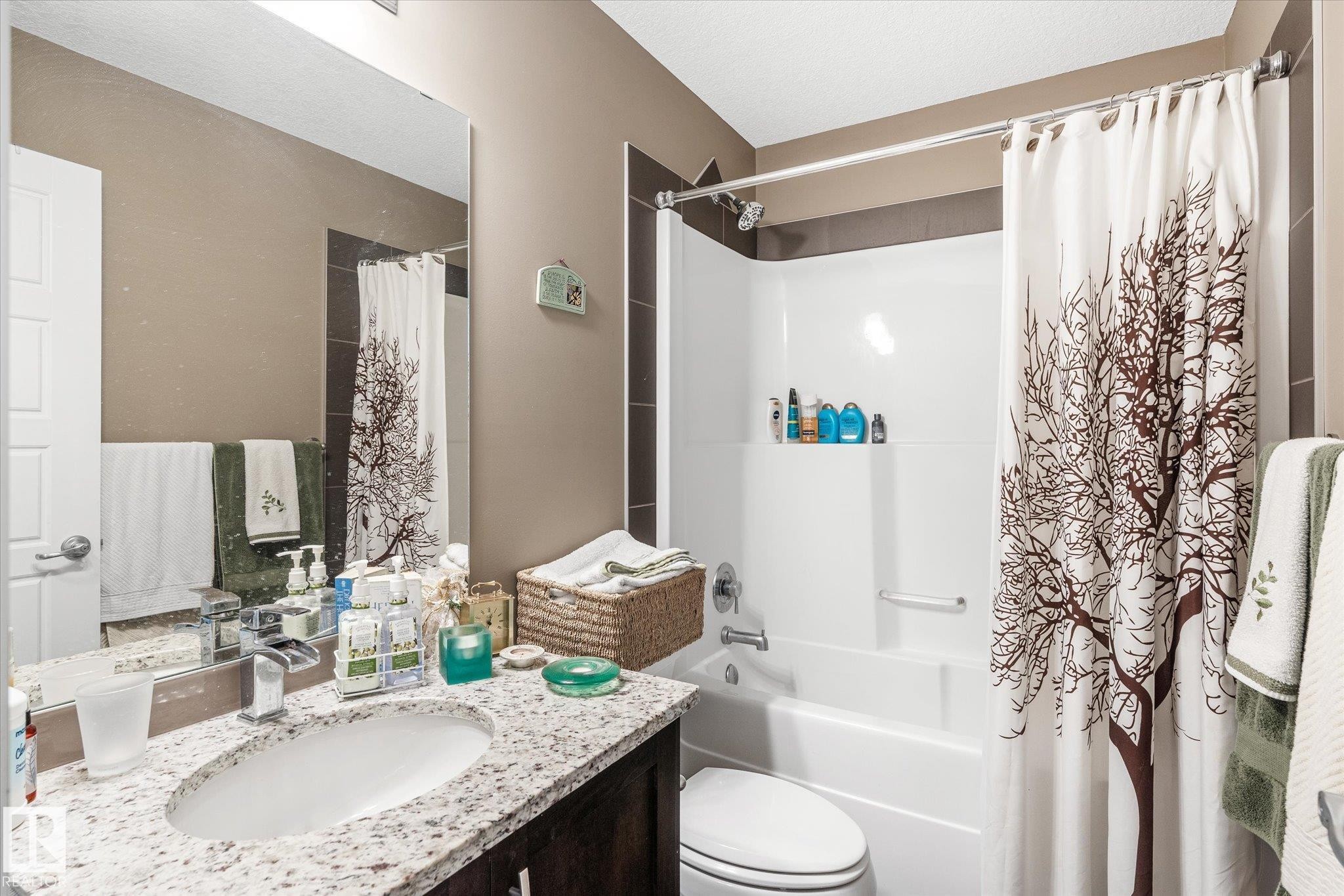 












187 401 SOUTHFORK Drive

,
Leduc,




AB
T9E 0X1

