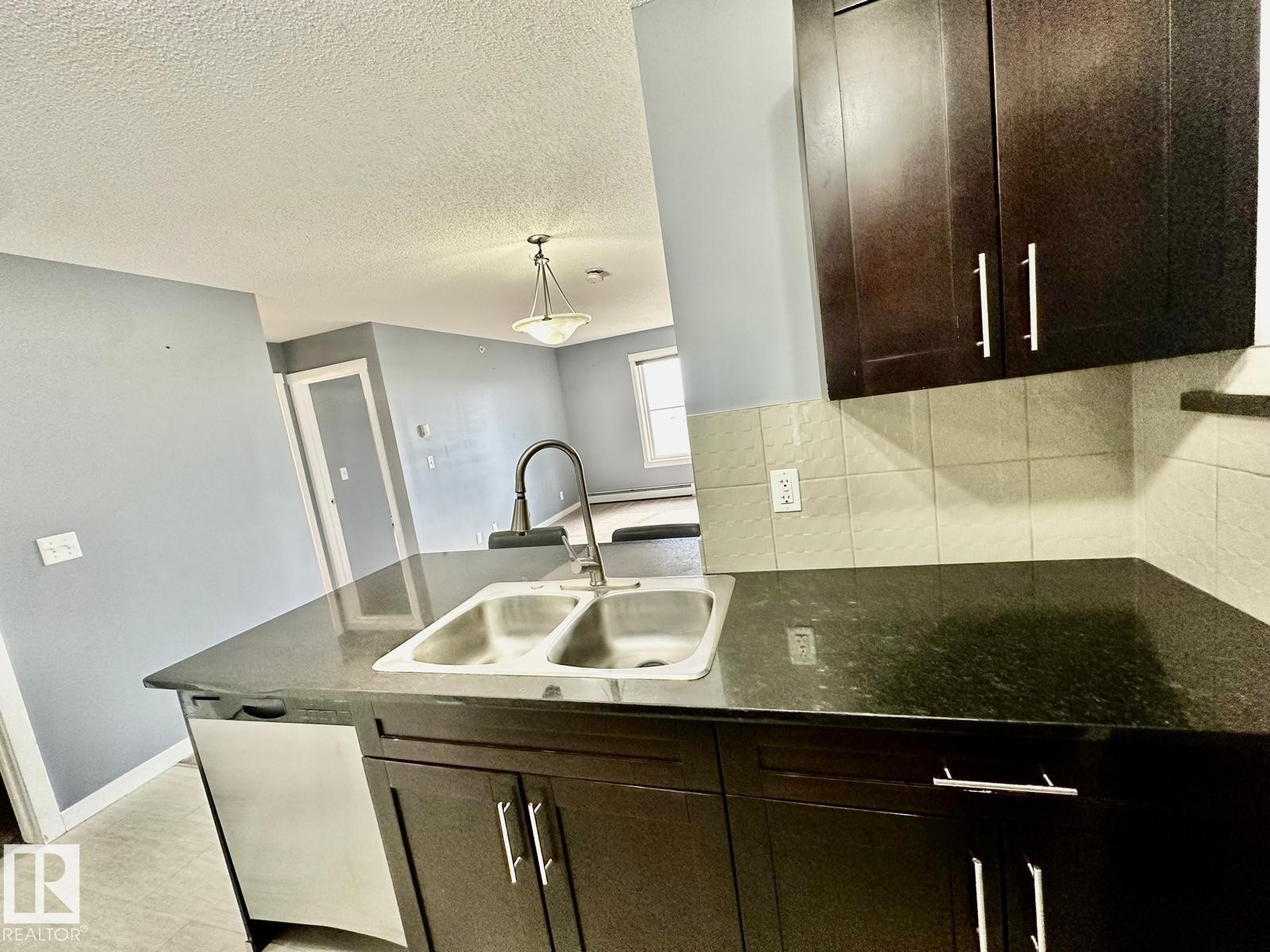 












409 1510 WATT Drive

,
Edmonton,




AB
T6X 2E6

