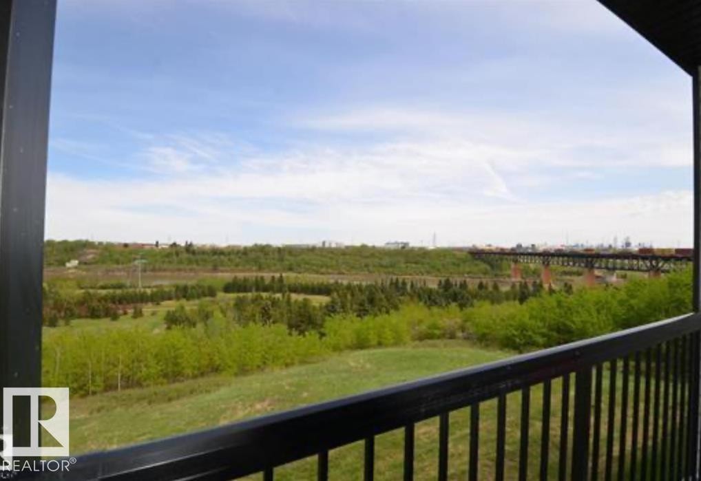












351 1196 HYNDMAN Road

,
Edmonton,




AB
T5A 0X8

