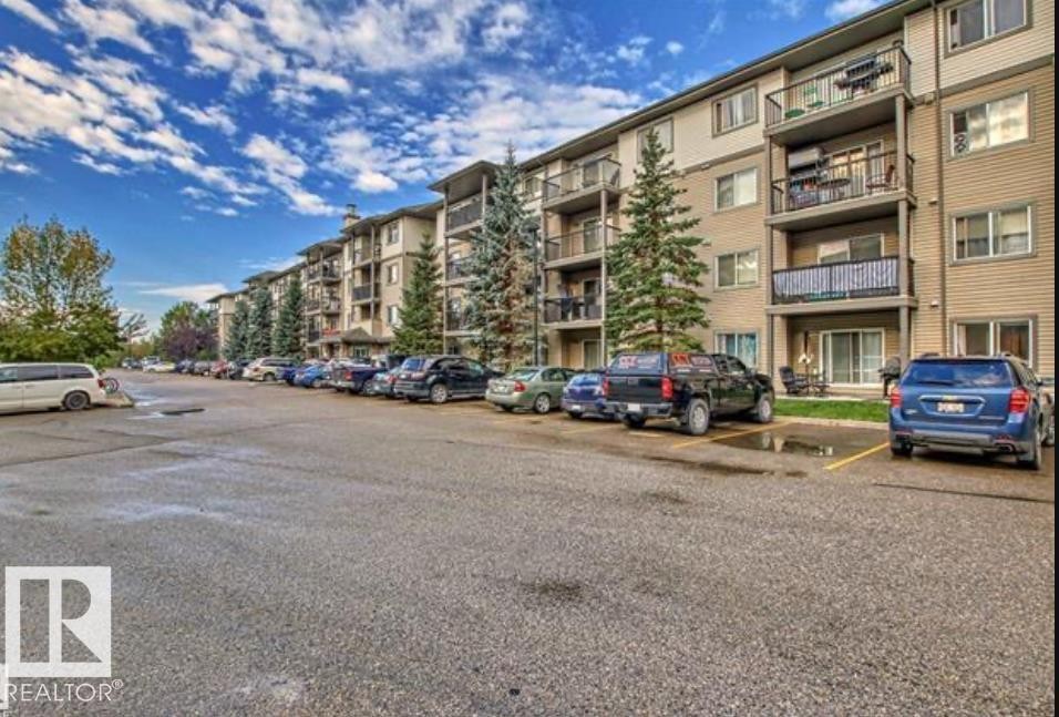 












351 1196 HYNDMAN Road

,
Edmonton,




AB
T5A 0X8

