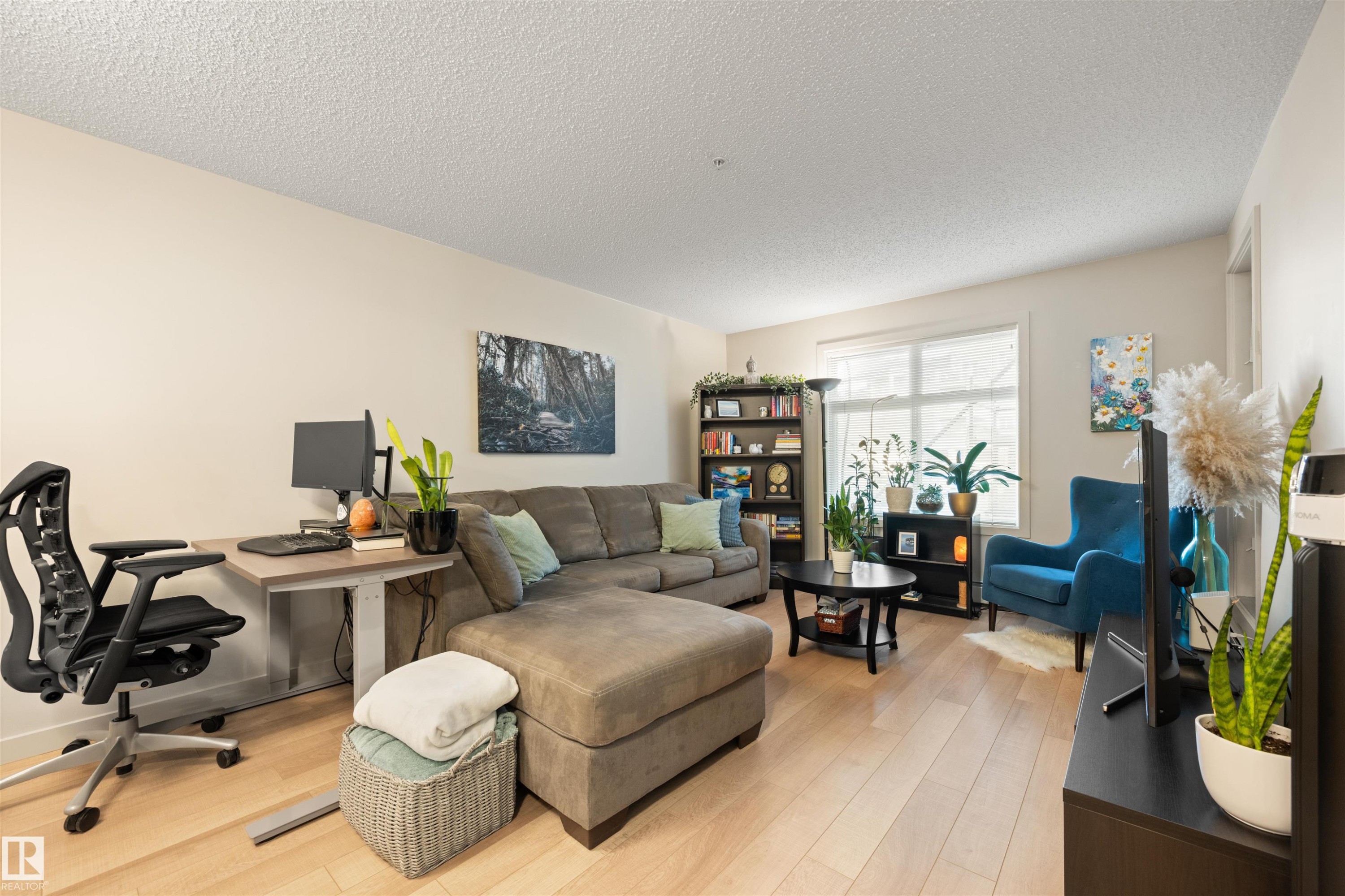 












158 7805 71 Street

,
Edmonton,




AB
T6B 3V6

