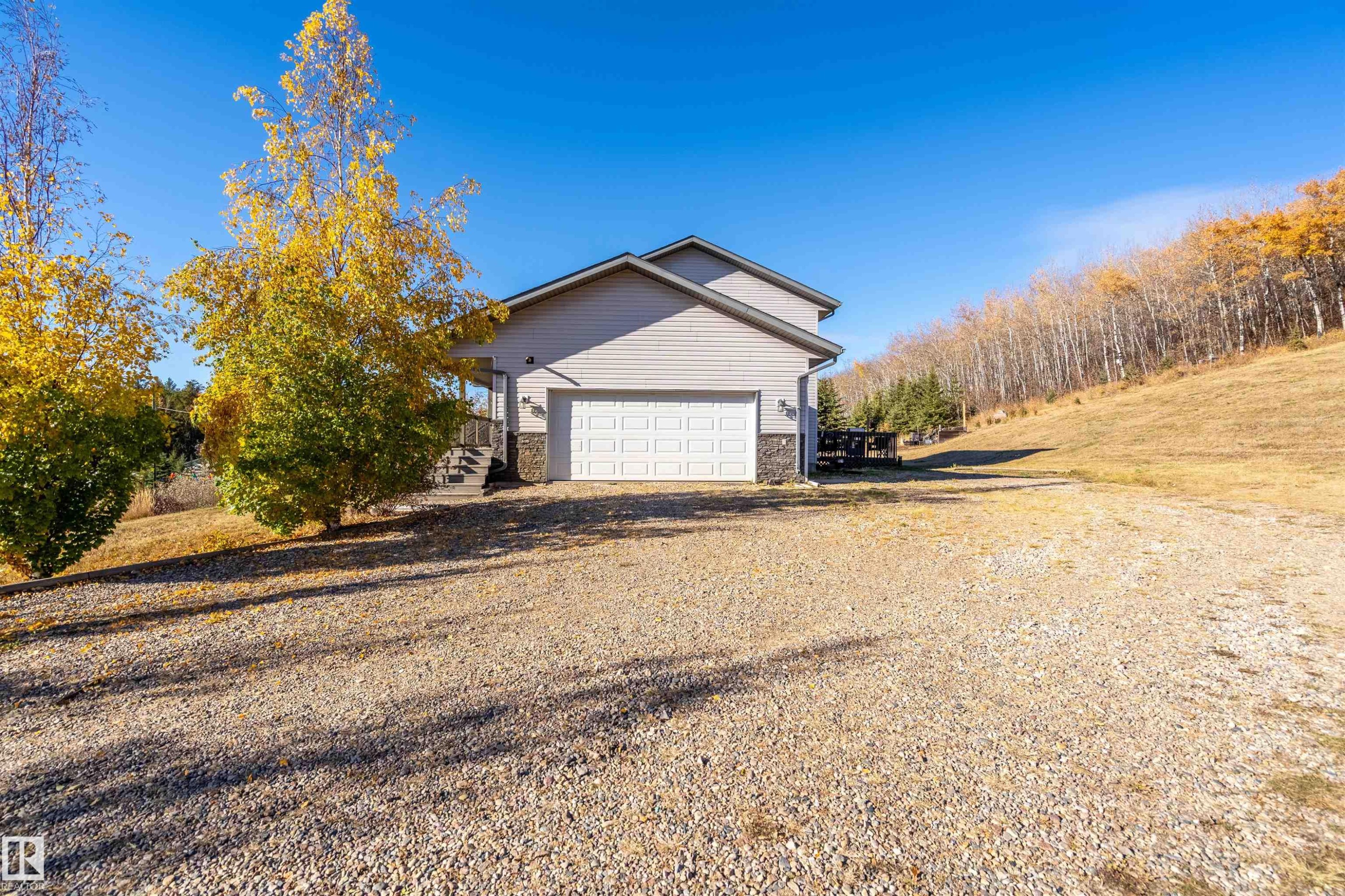 












5003 52 Avenue

,
Rural Bonnyville M.D.,




AB
T0A 0T0

