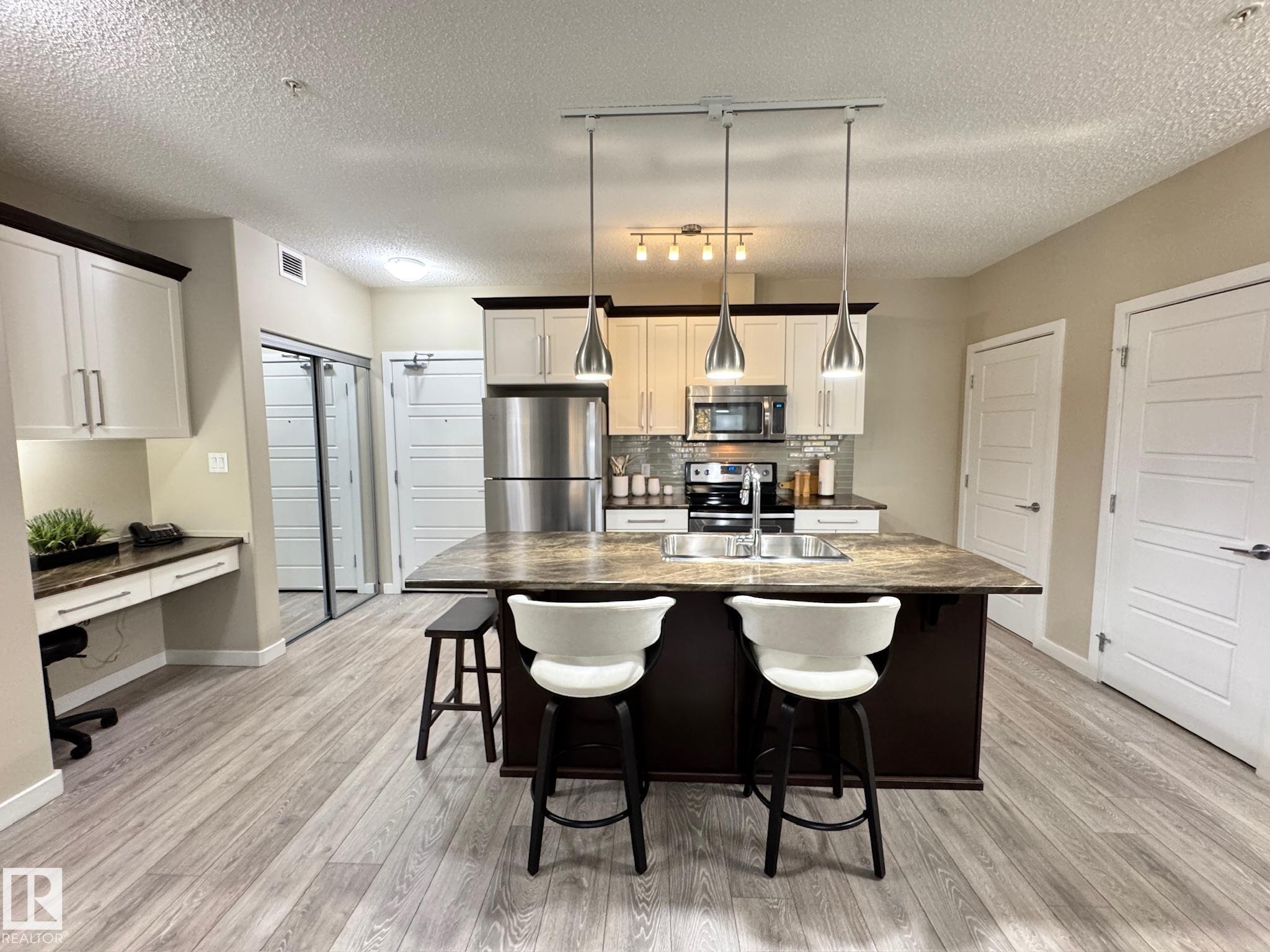 












218 508 Griesbach Parade

,
Edmonton,




AB
T5E 6V9

