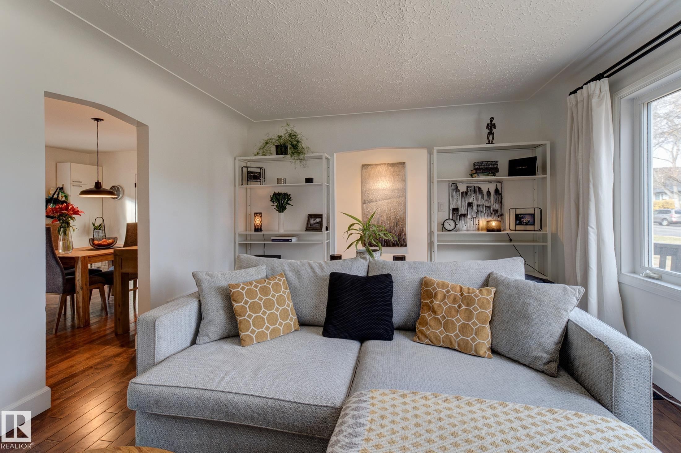 












13315 110 Avenue

,
Edmonton,




AB
T5M 2M1

