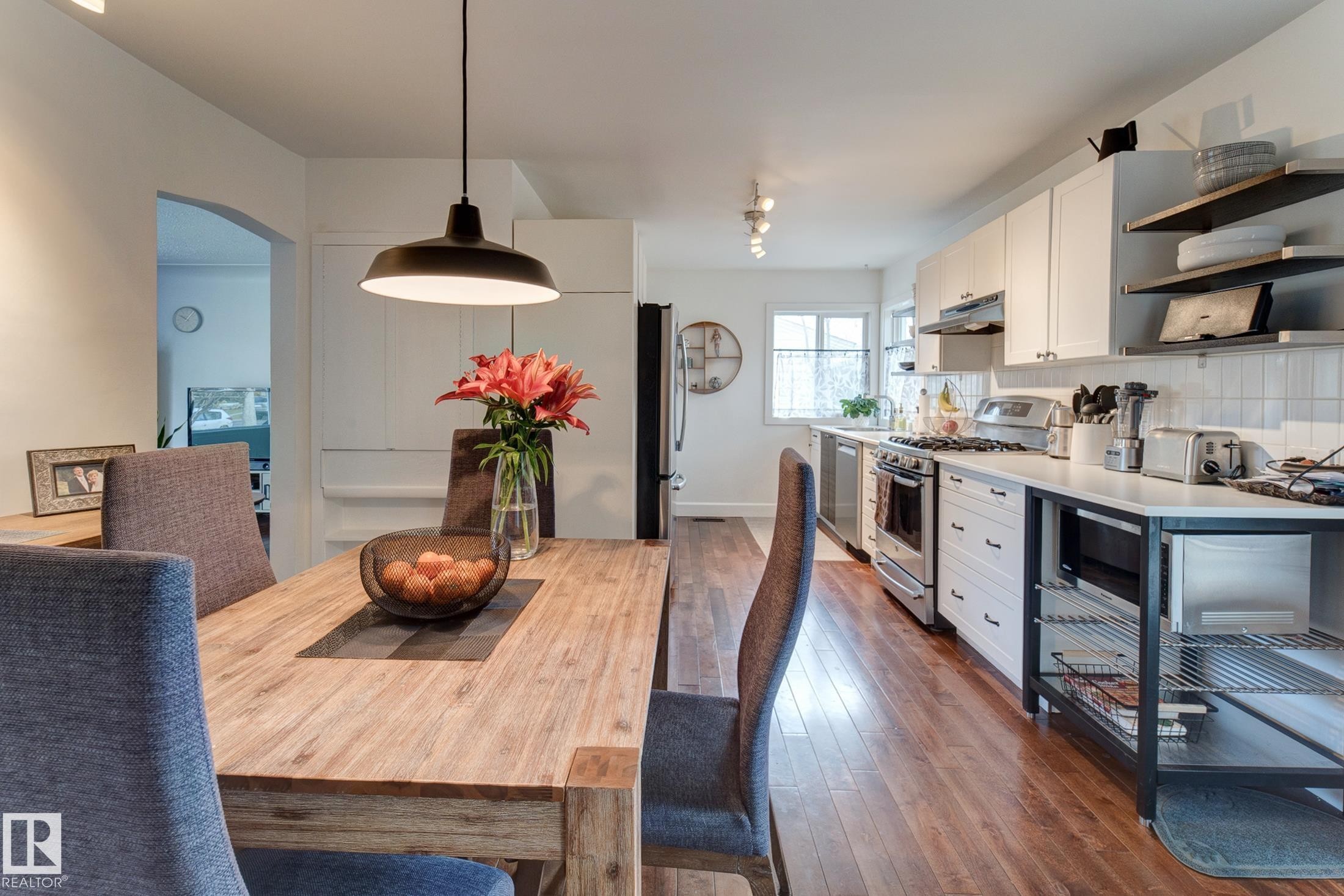 












13315 110 Avenue

,
Edmonton,




AB
T5M 2M1

