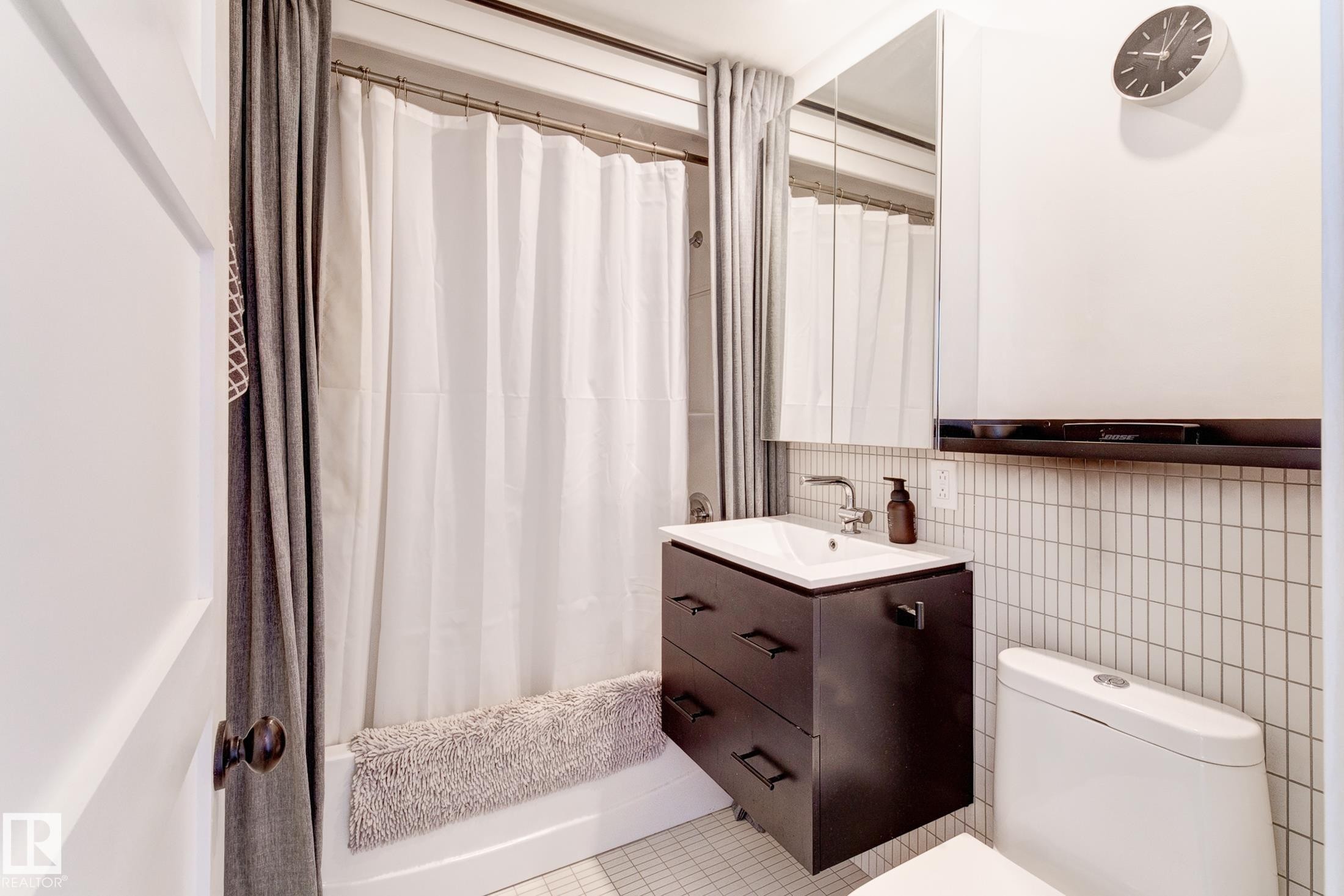 












13315 110 Avenue

,
Edmonton,




AB
T5M 2M1

