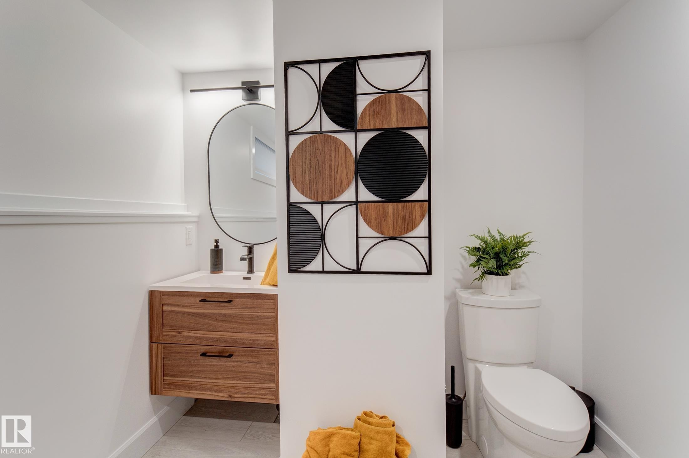 












13315 110 Avenue

,
Edmonton,




AB
T5M 2M1

