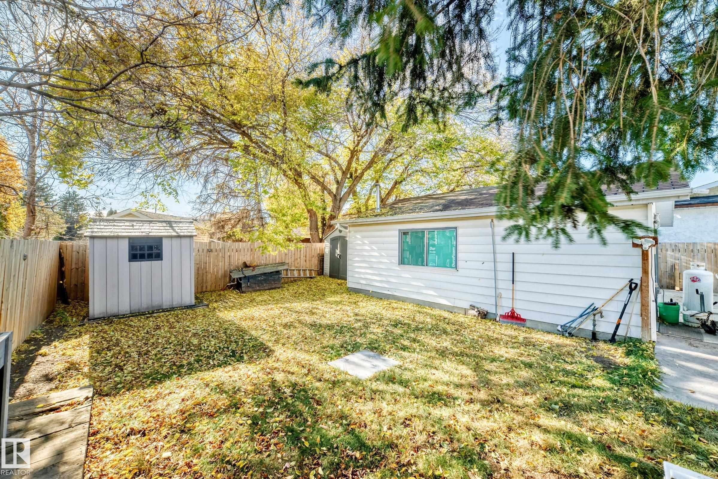 












18215 80A Avenue

,
Edmonton,




AB
T5T 0V4

