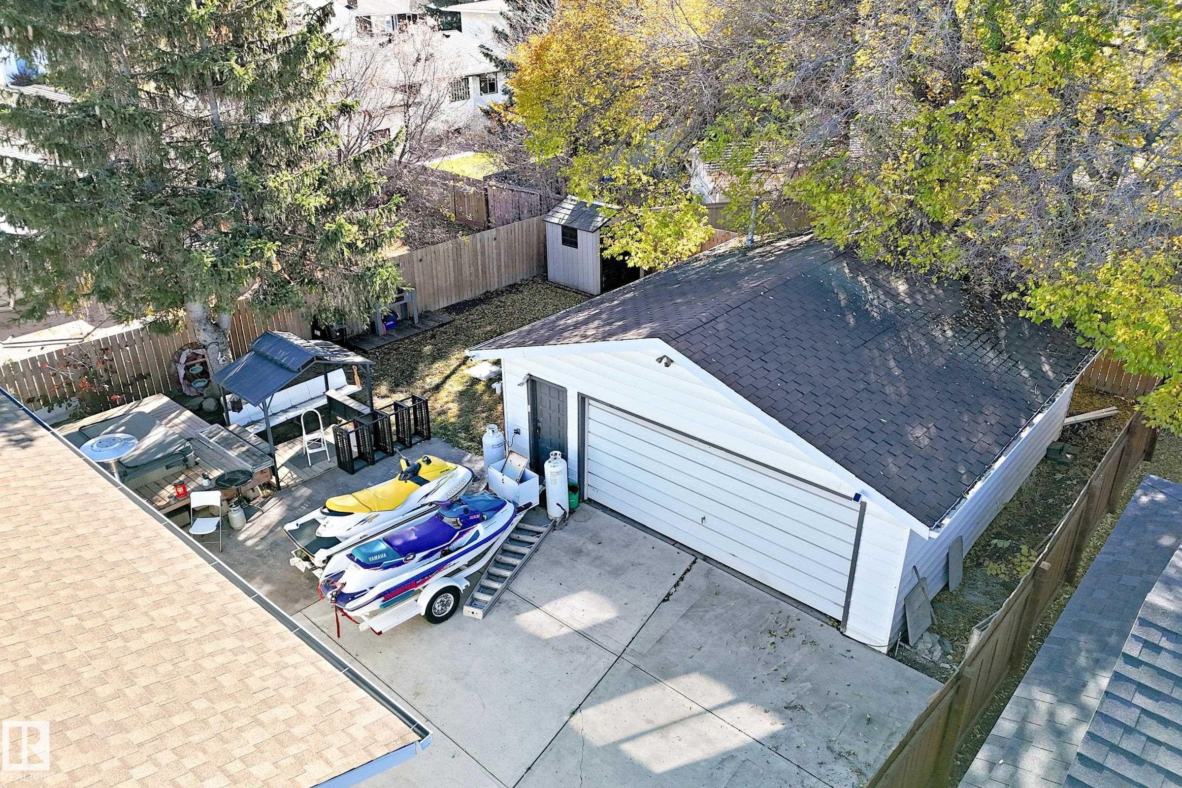 












18215 80A Avenue

,
Edmonton,




AB
T5T 0V4

