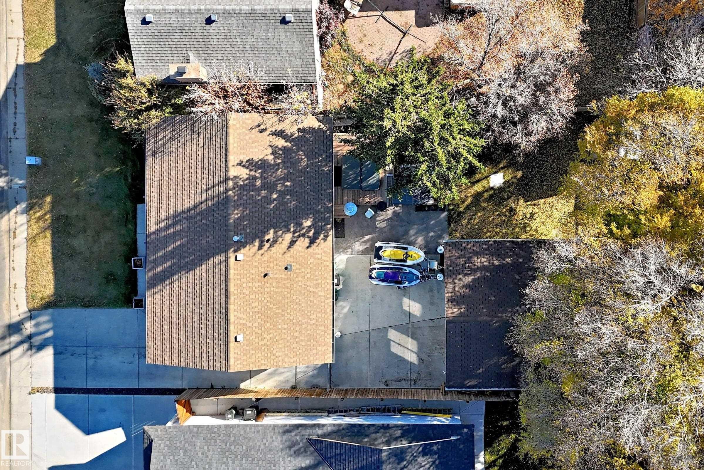 












18215 80A Avenue

,
Edmonton,




AB
T5T 0V4

