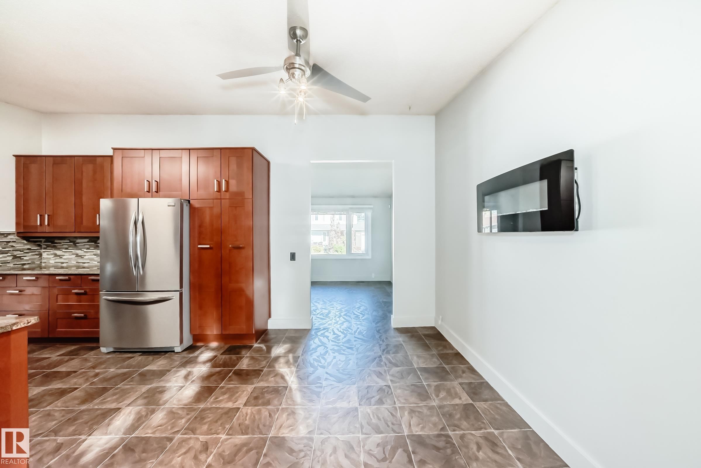 












18215 80A Avenue

,
Edmonton,




AB
T5T 0V4

