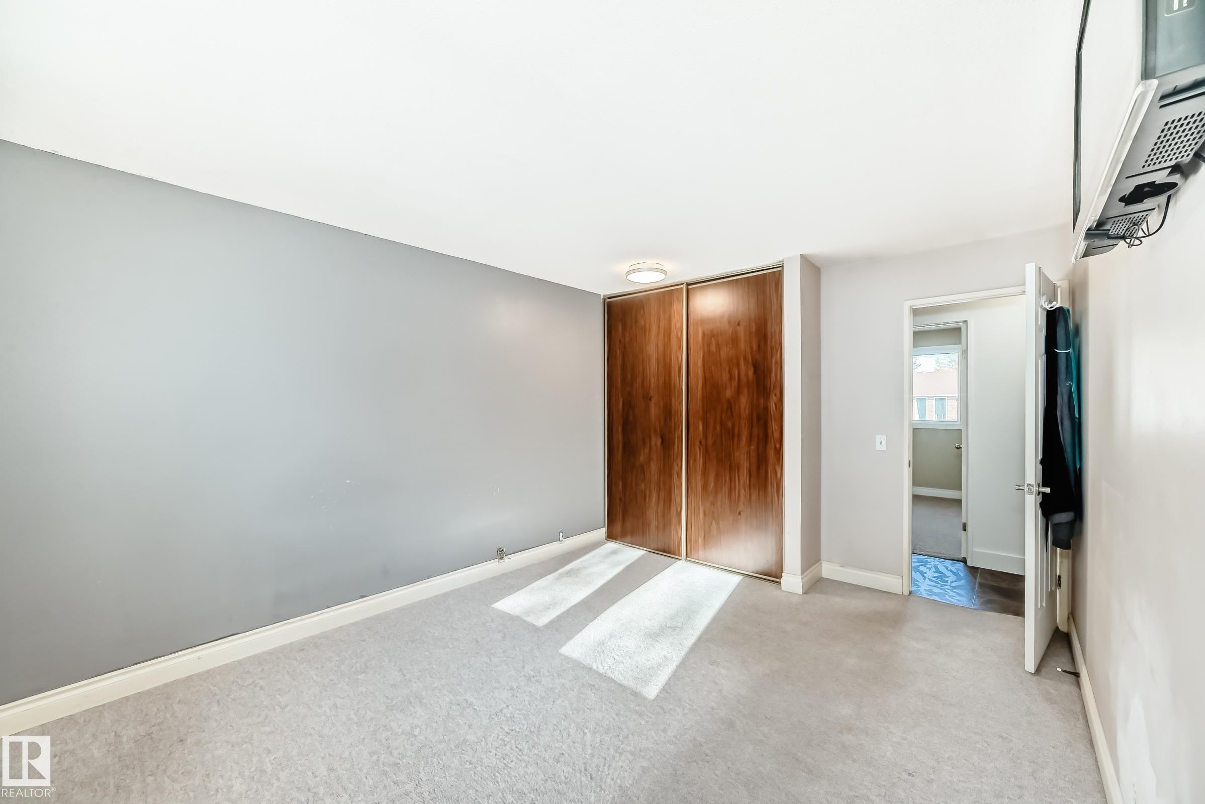 












18215 80A Avenue

,
Edmonton,




AB
T5T 0V4

