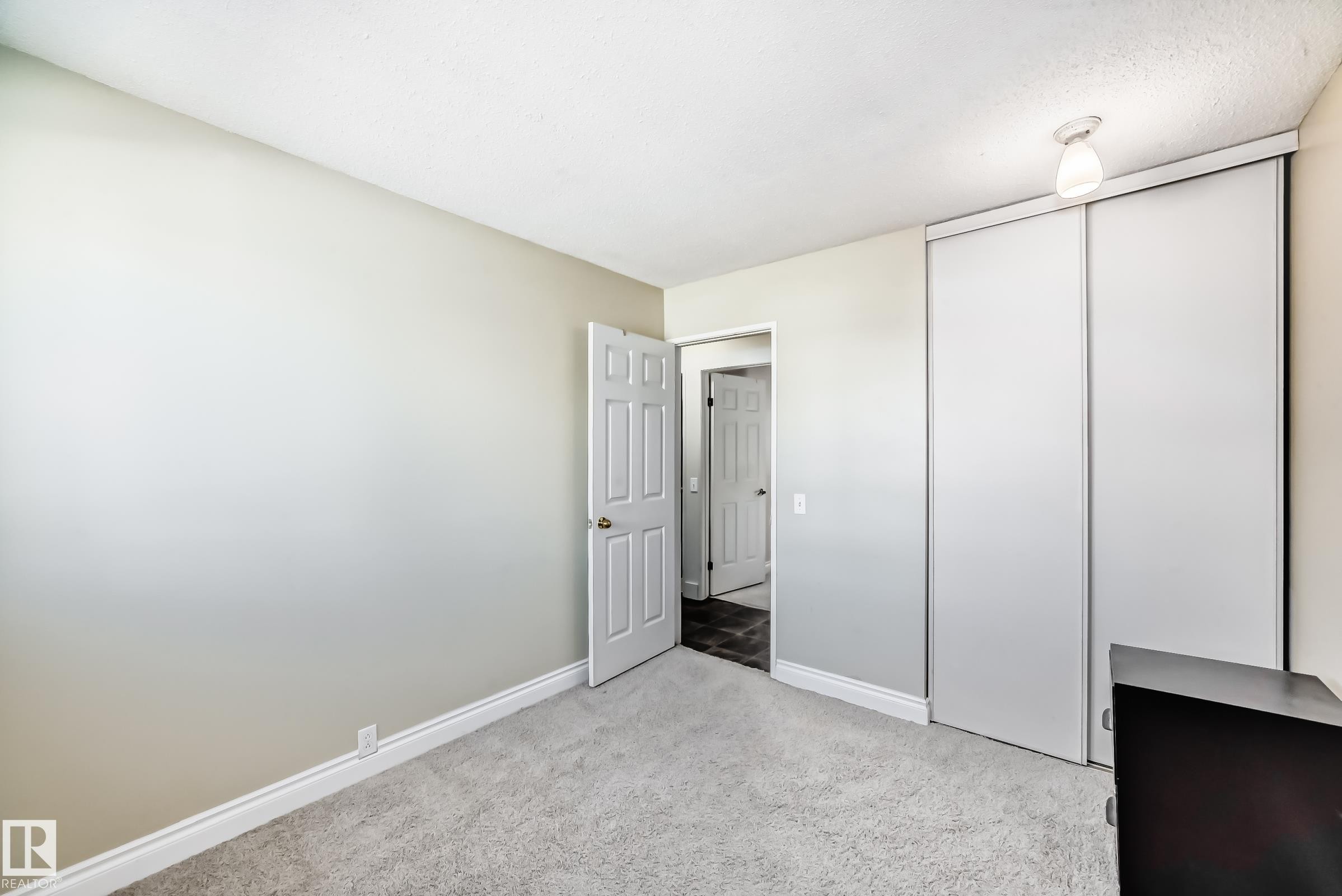 












18215 80A Avenue

,
Edmonton,




AB
T5T 0V4

